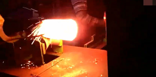 無縫鋼管熱擴加工